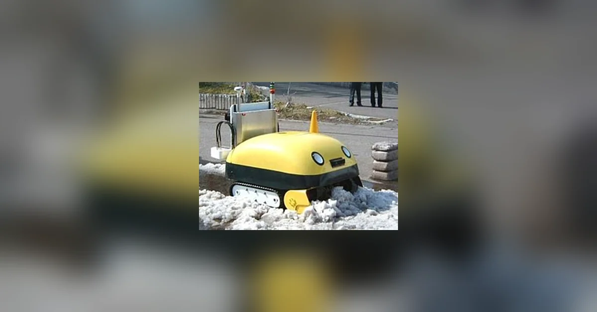 Japanilainen täysautomaattinen lumiaurarobotti