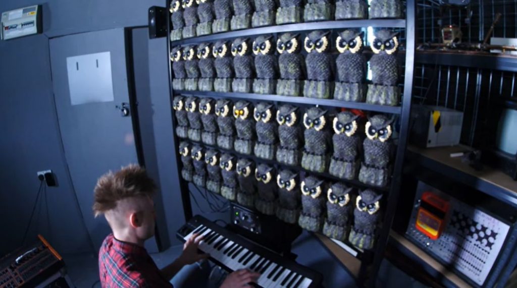 The Owl Organ - pöllön silmät syttyvät kun se soi