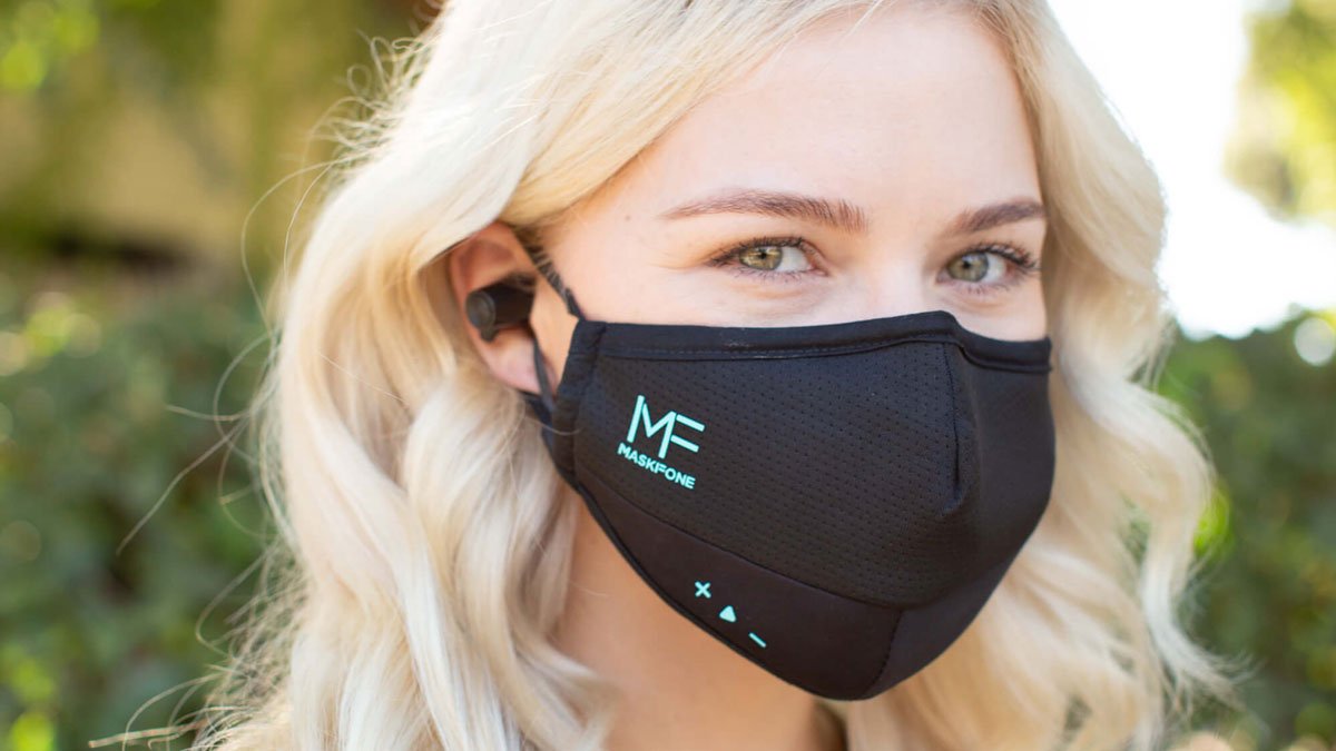 MASKFONE combines protection, convenience, and technology and embodies this in one stylish, high-quality package. MASKFONE features replaceable PM2.5 and N95/FFP2 filters, a built-in microphone, and earphones, reducing the need to remove your mask in public.