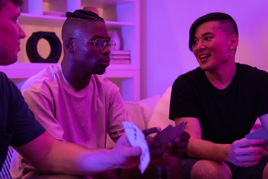 Helppoja ja suosittuja pelejä aikuisten arkeen mobiilissa